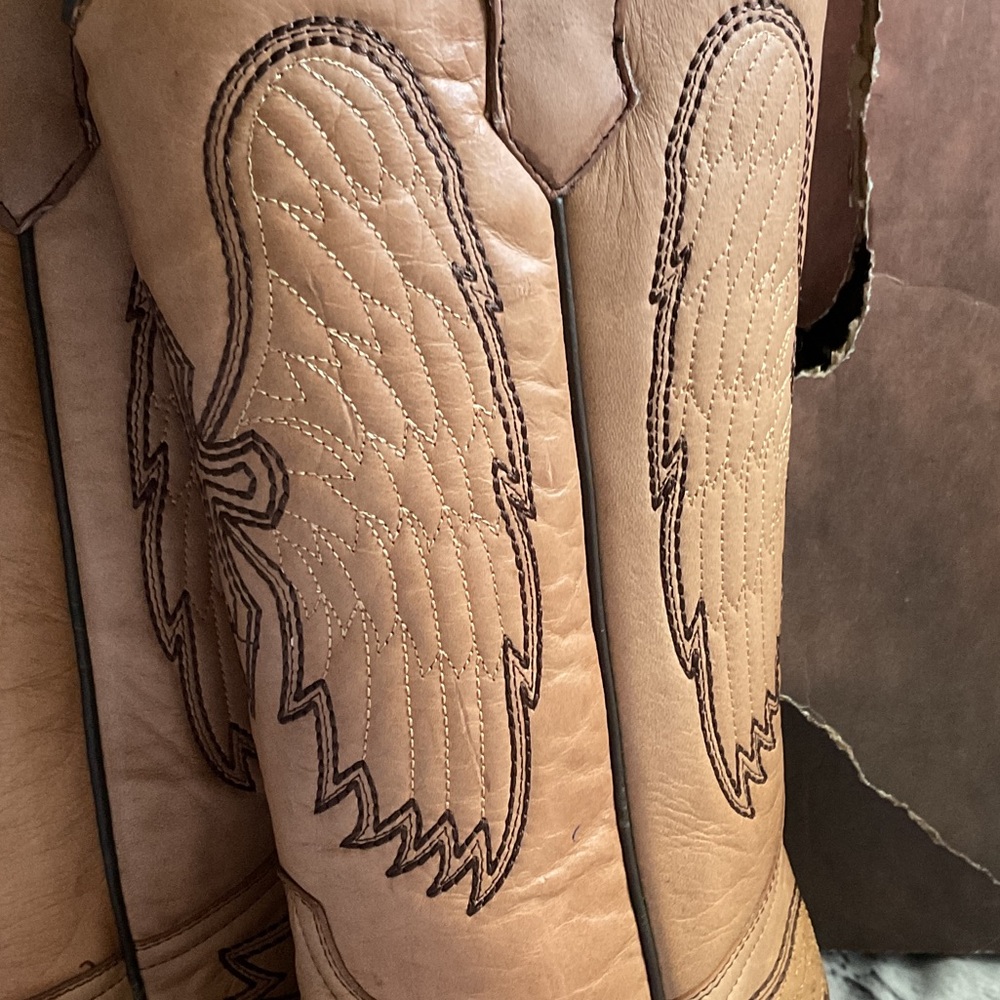 NW Box Size 7 but fit like a 6.5 - Circle G Light Brown Cowboy Boots. Beautiful - Picture 5 of 9